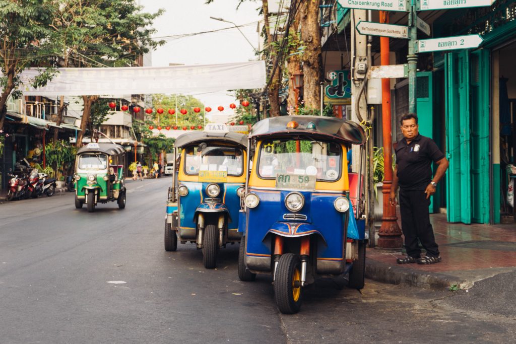 bangkok tuk tuk service